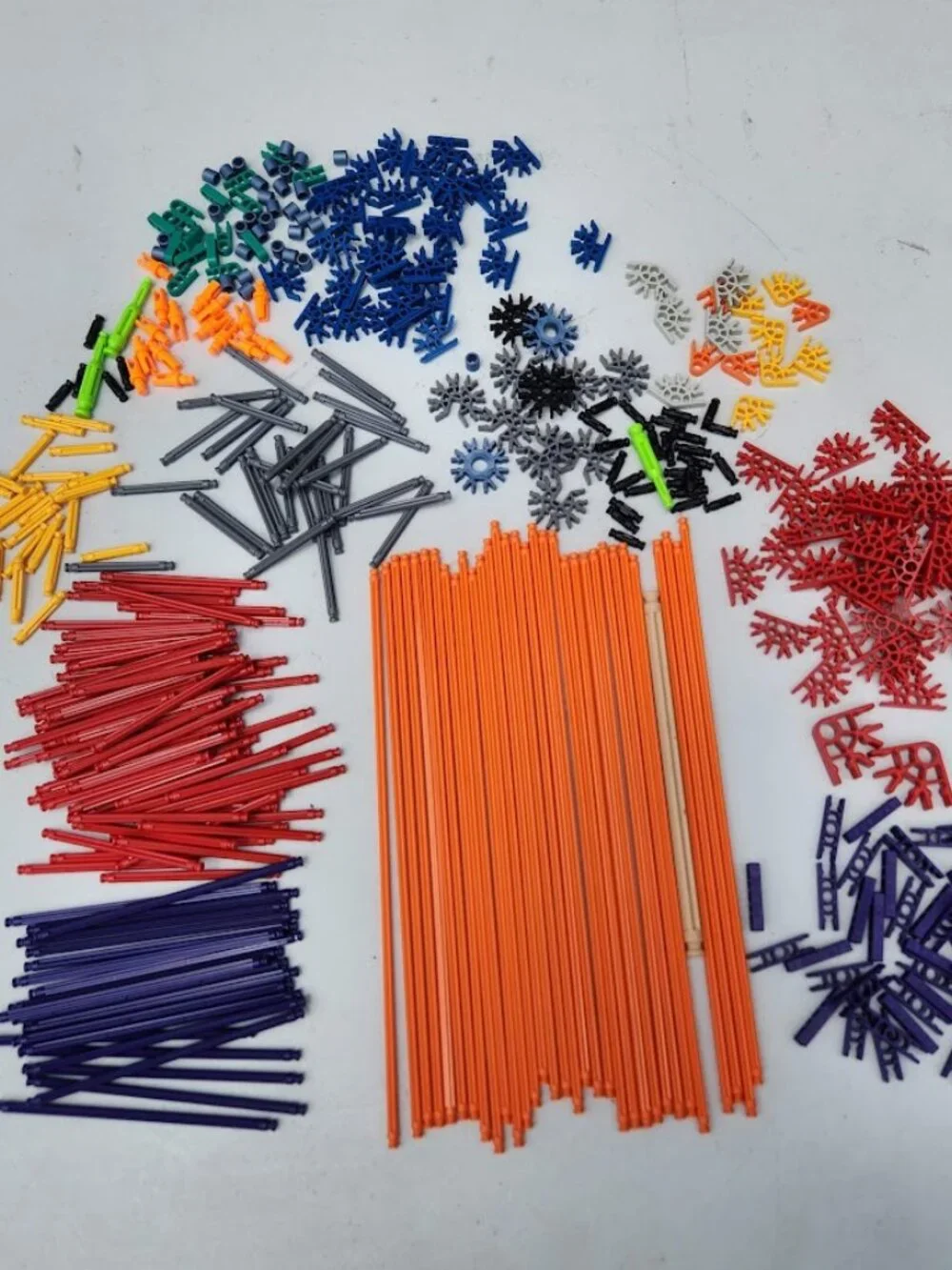 K'NEX Toy Building Set Bulk Lot Mixed Bundle Rods Connectors KNEX STEM Toy Rolle